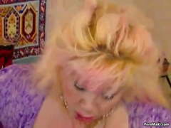 Chubby Granny Enjoys Fisting and Fucknig